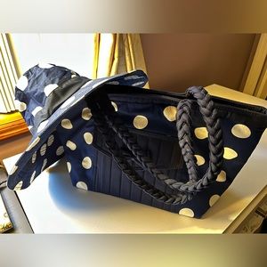 NWT hat and tote combo set